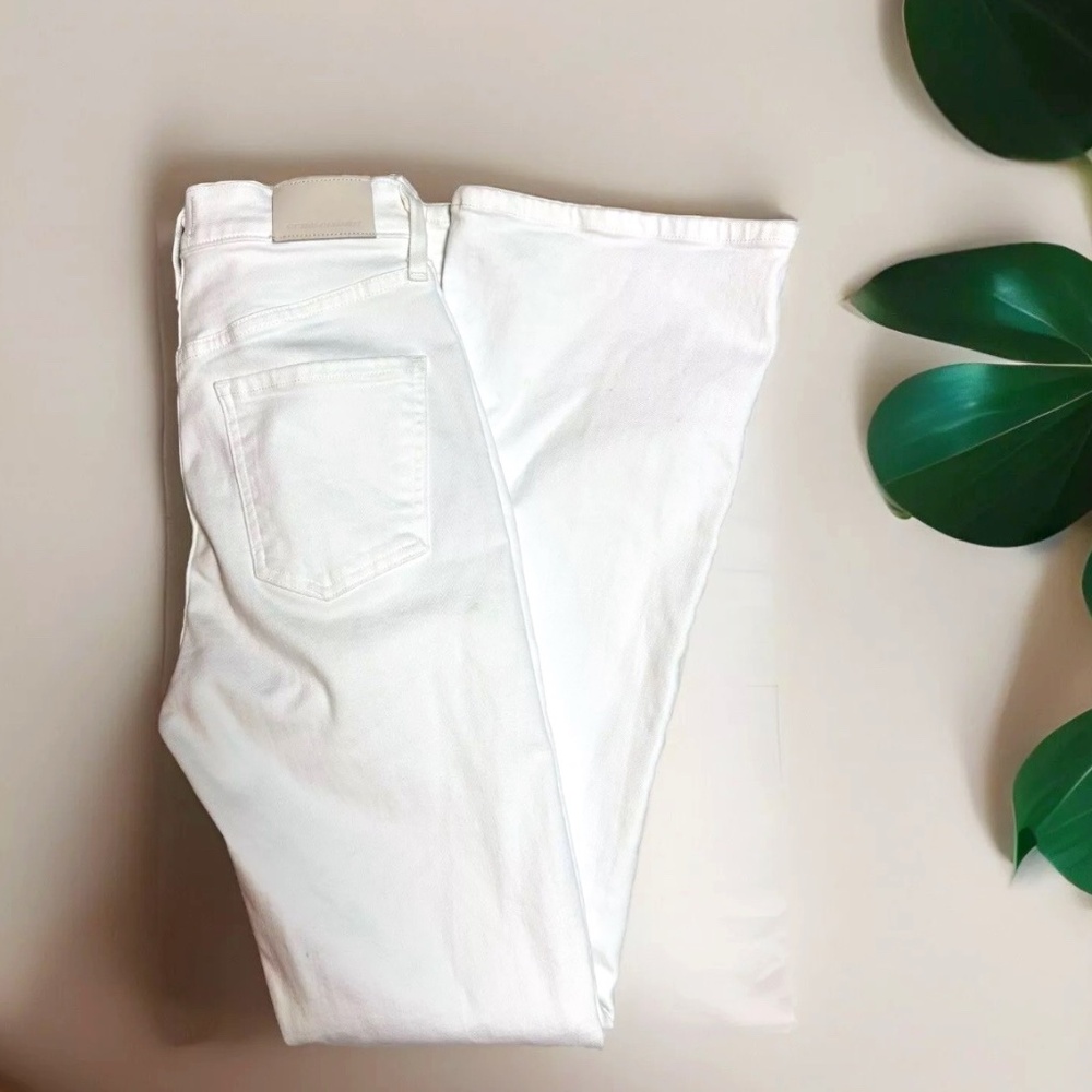 Citizens Of Humanity Lilah White Jeans Size 24x29 Slim Bootcut flared - Picture 5 of 13